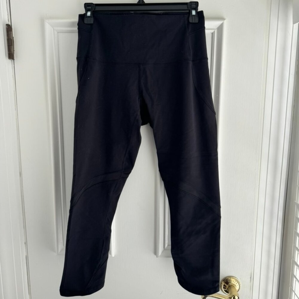 Black Lulu Lemon Capri Leggings with Mesh